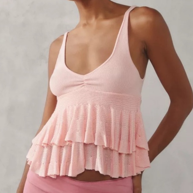 Kimchi Blue / Urban Outfitters Callie Ruffle Sweater Tank Top Pink Large